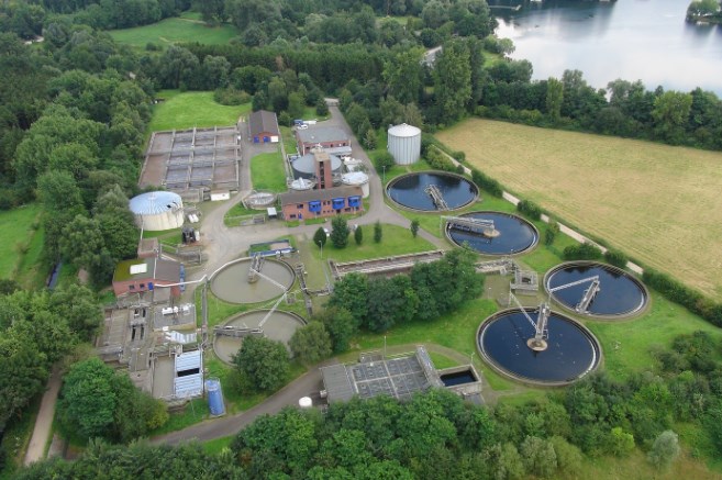 Luftbild der Kläranlage Ratheim